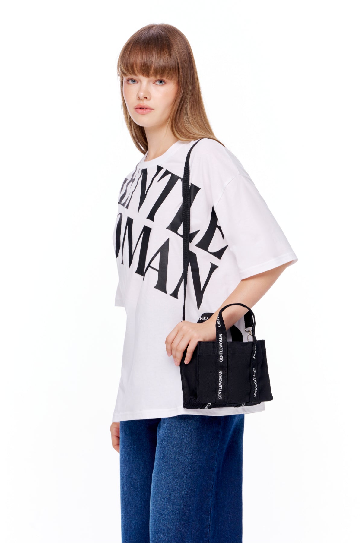 GENTLEWOMAN Micro Box Tote Bag : BLACK 官方穿搭圖