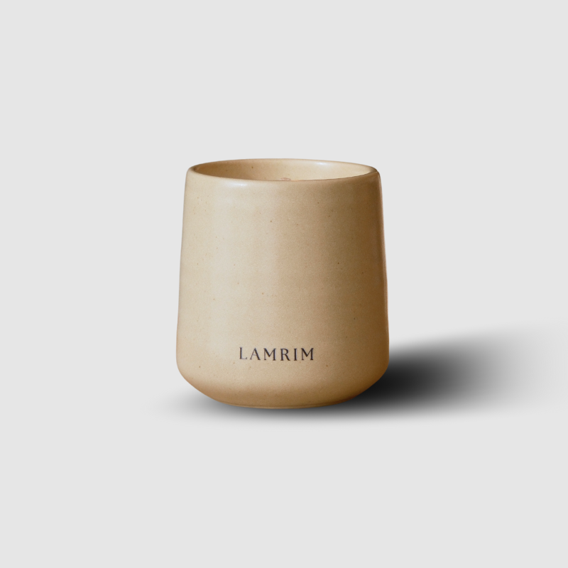 LAMRIM LAMRIM Ceramic Perfume Candle 陶瓷香薰蠟燭 240g｜泰國代購 官方產品圖